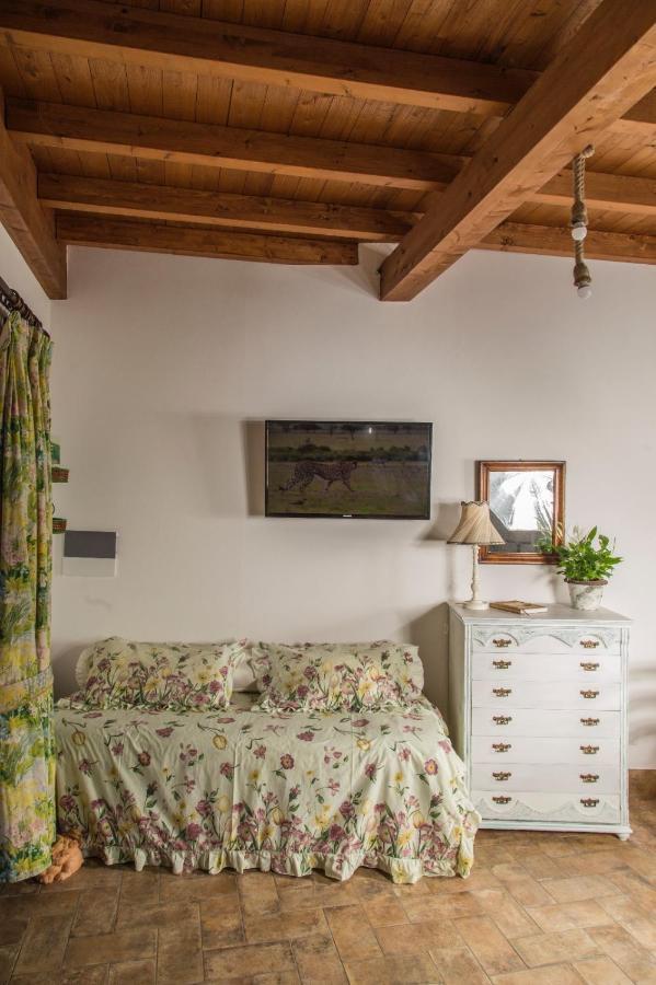 B&B Etruscan Garden Сутри Экстерьер фото
