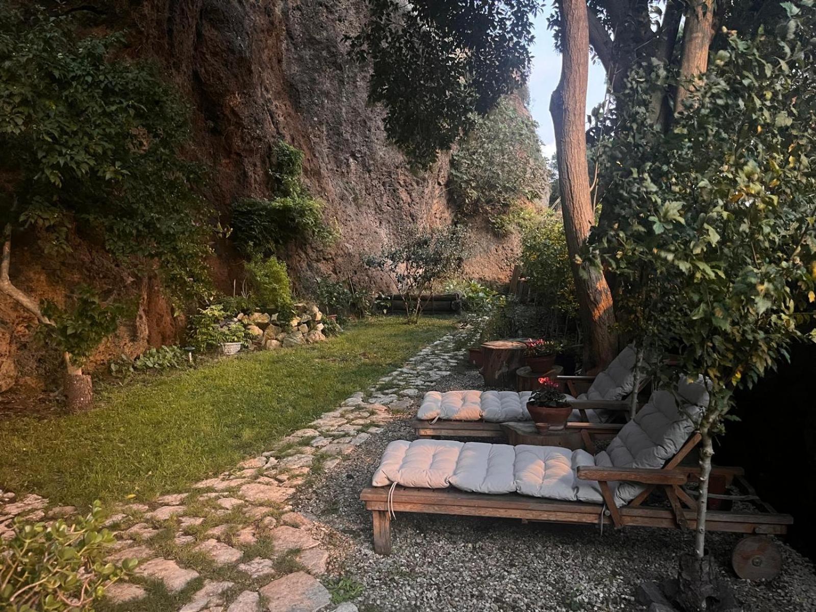 B&B Etruscan Garden Сутри Экстерьер фото